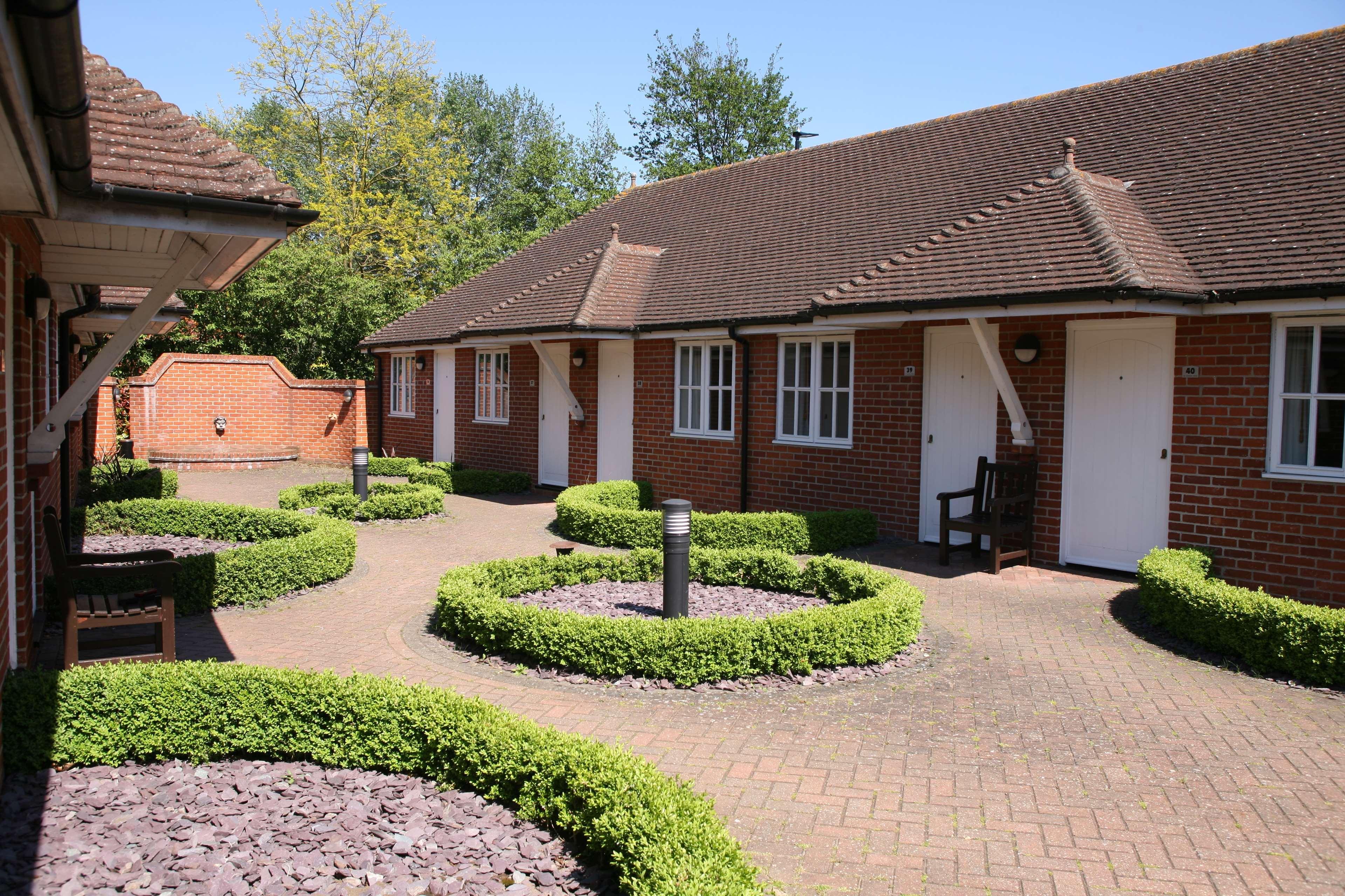 Best Western Priory Hotel Bury St. Edmunds Экстерьер фото