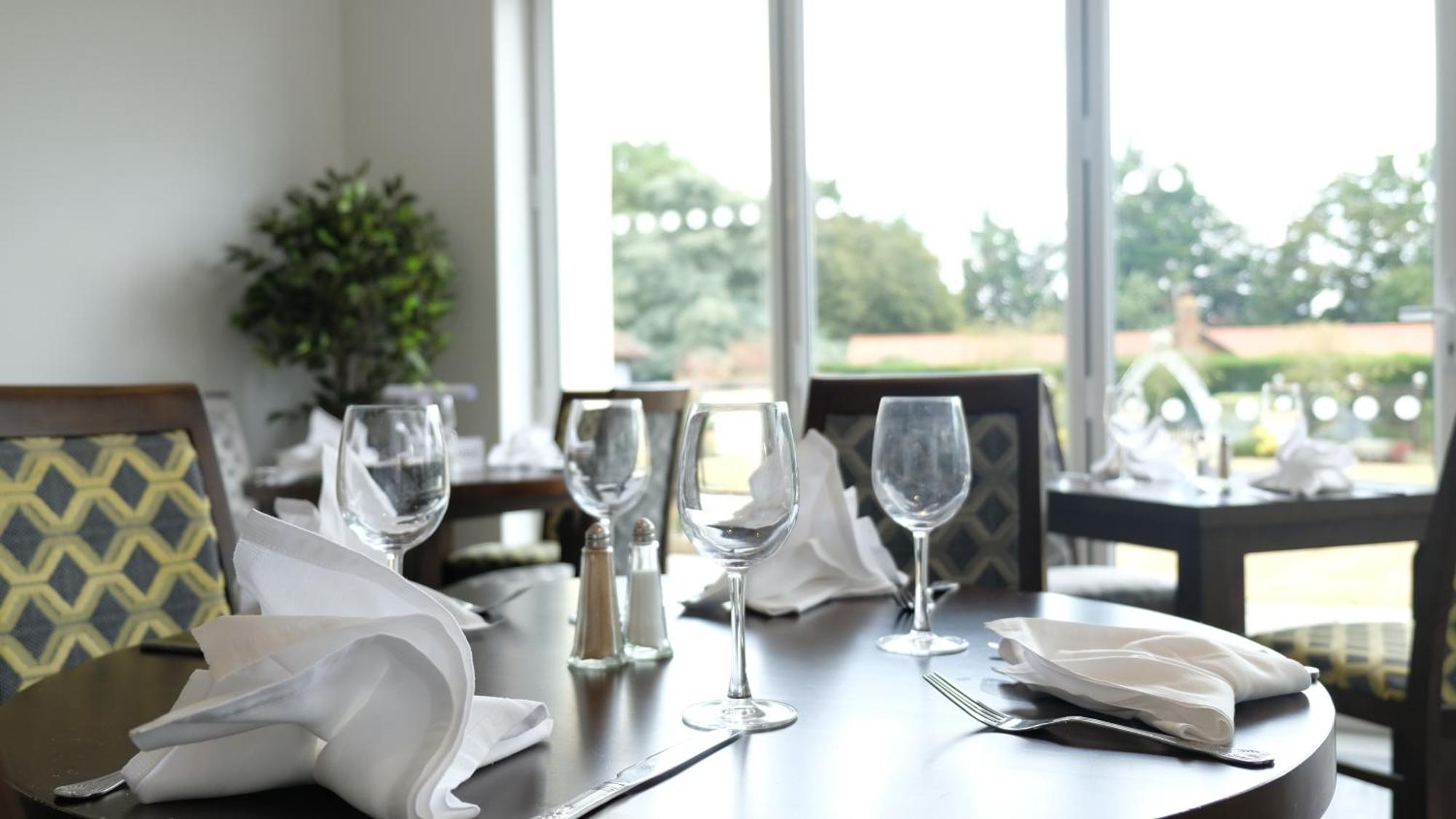 Best Western Priory Hotel Bury St. Edmunds Экстерьер фото