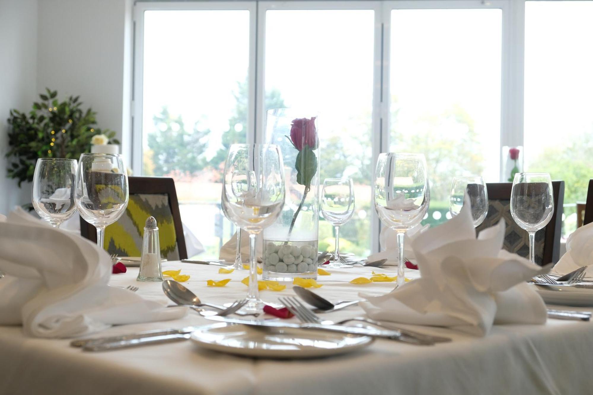 Best Western Priory Hotel Bury St. Edmunds Экстерьер фото