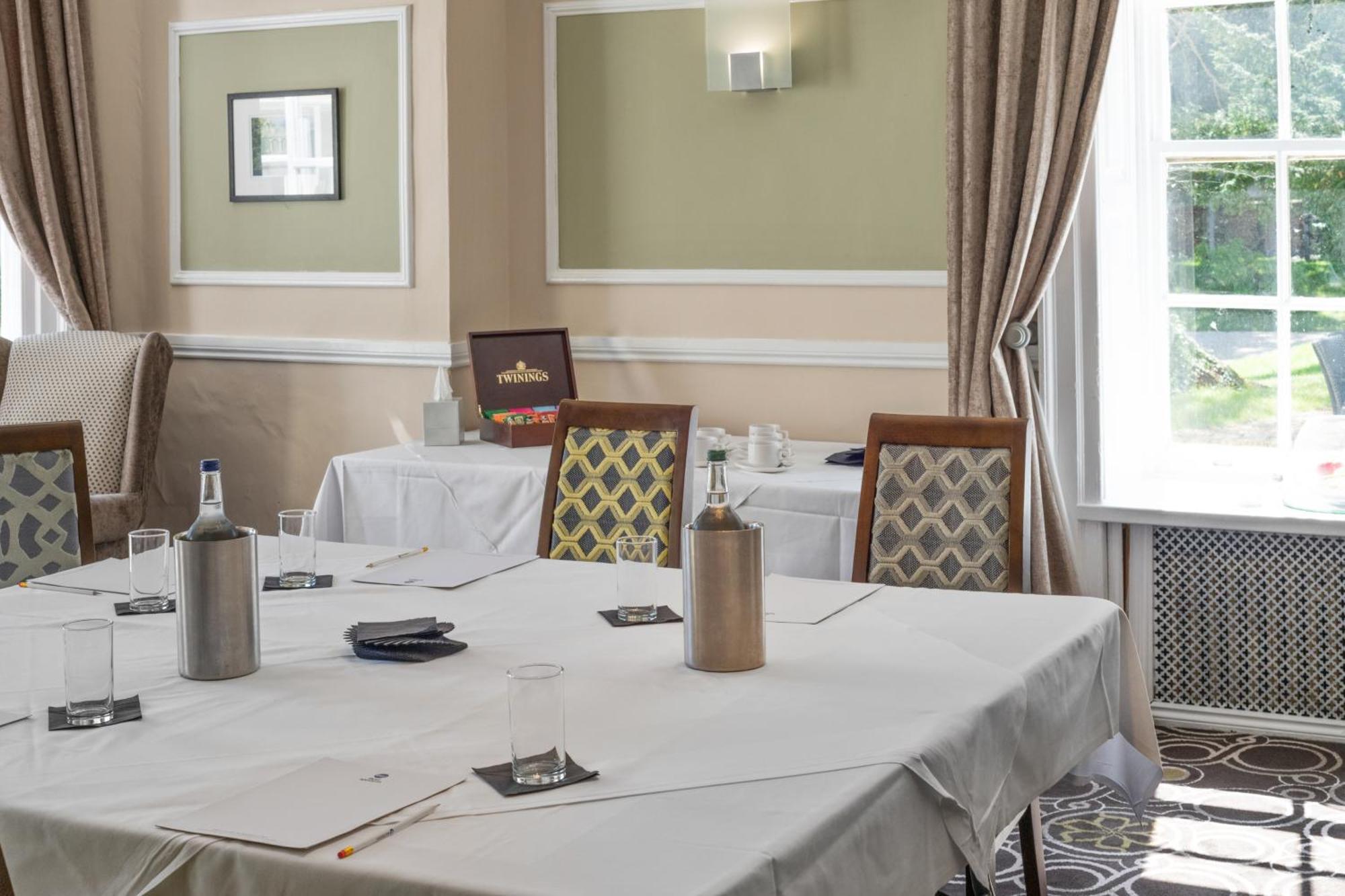 Best Western Priory Hotel Bury St. Edmunds Экстерьер фото