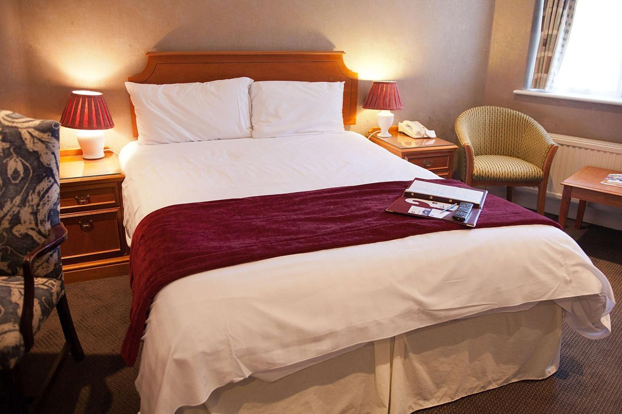 Best Western Priory Hotel Bury St. Edmunds Экстерьер фото