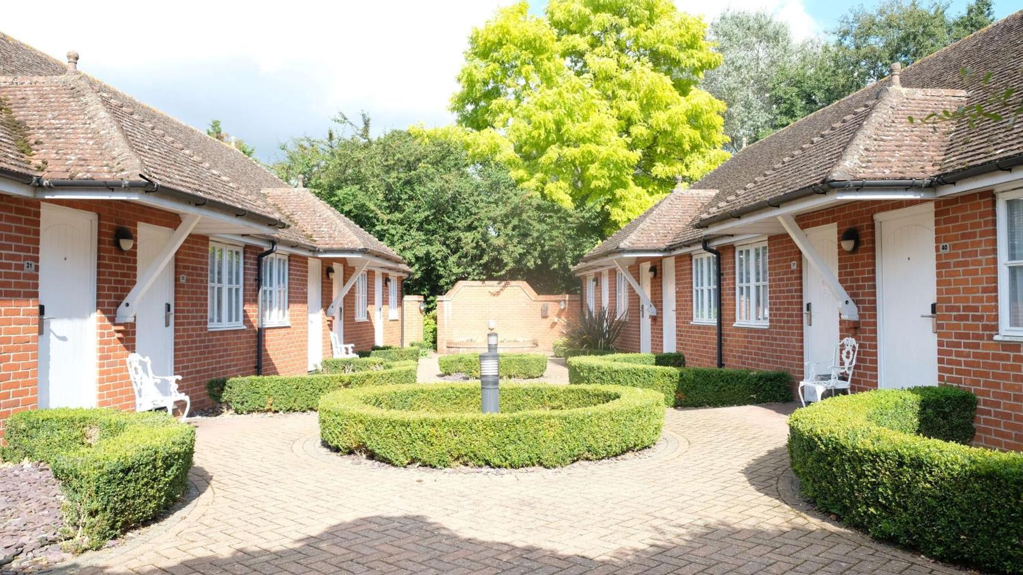 Best Western Priory Hotel Bury St. Edmunds Экстерьер фото